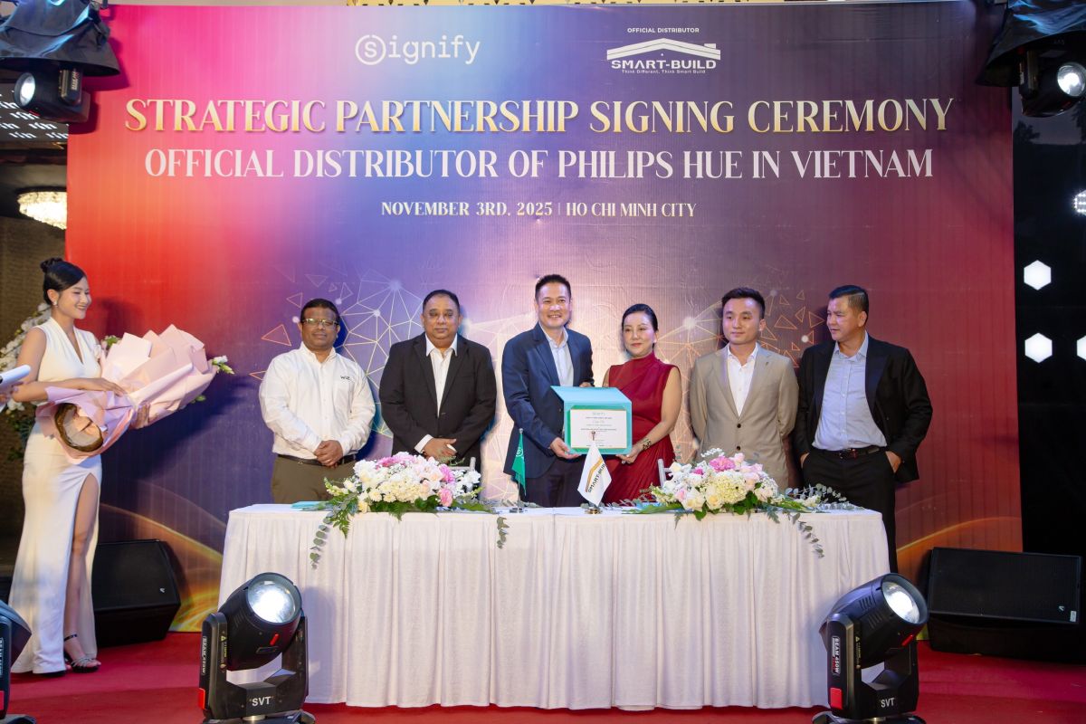 SIGNIFY VÀ SMART BUILD KÝ KẾT HỢP TÁC CHIẾN LƯỢC – CỘT MỐC MỚI TRONG HÀNH TRÌNH MỞ RỘNG HỆ SINH THÁI PHILIPS HUE TẠI VIỆT NAM